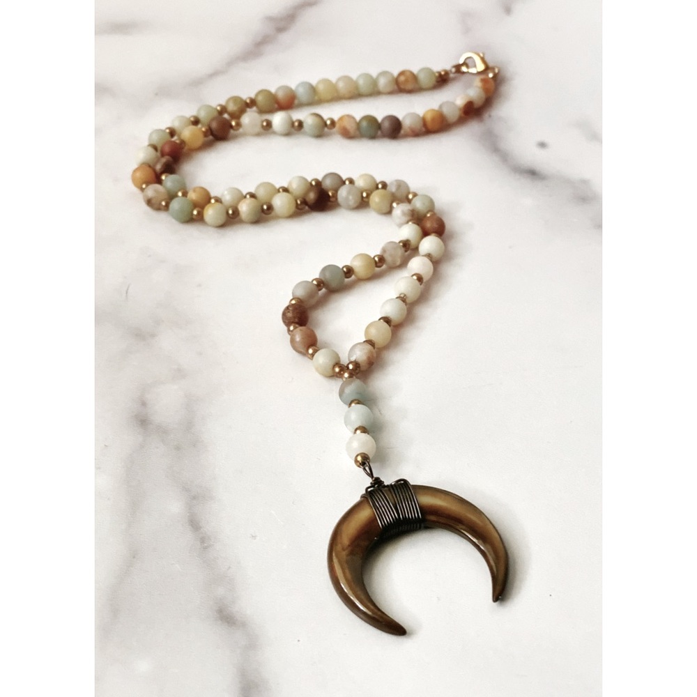 Boho Jade Crescent Moon Horn Lariat Necklace